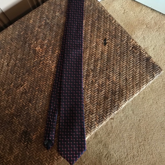 Izod Tie - Picture 5 of 5